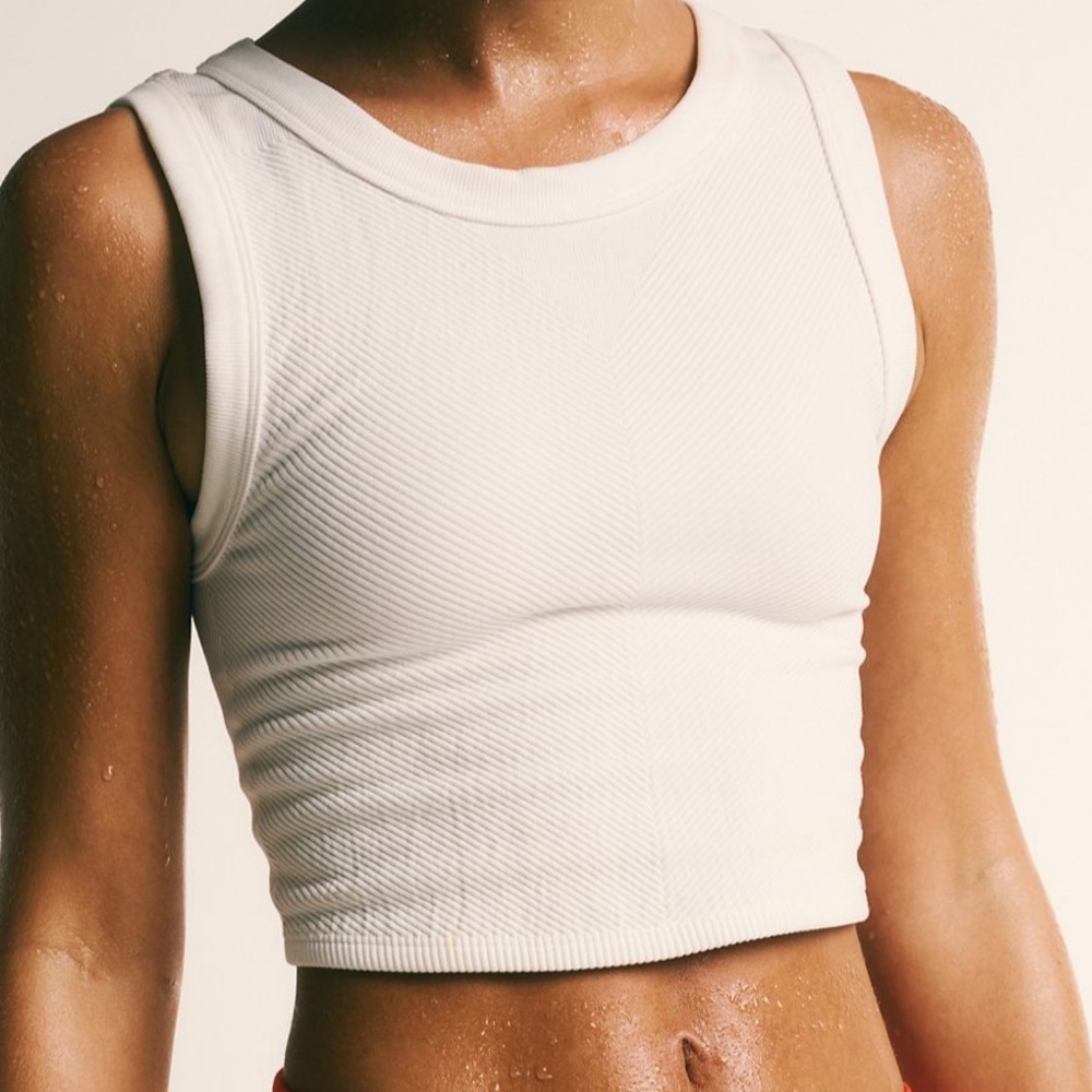 FP MOVEMENT Free Throw Muscle Tank | SIZE XS/S